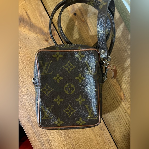 Louis Vuitton Monogram Mini Danube - Picture 2 of 12